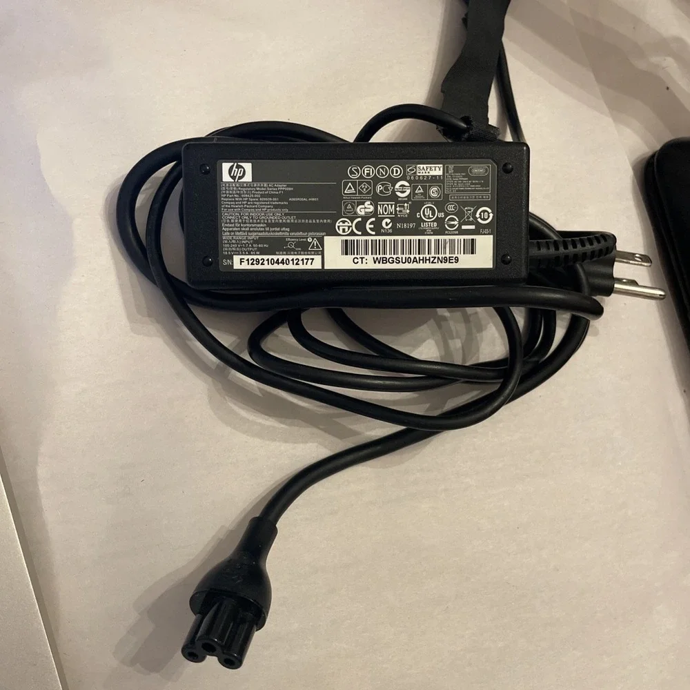 Genuine hp AC Power Adapter Charger PPP009H 609939-001 18.5V @ 3.5A